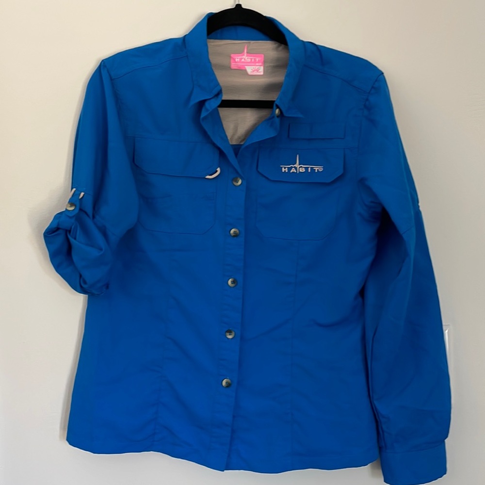 Women’s Habit Fishing Shirt Size M